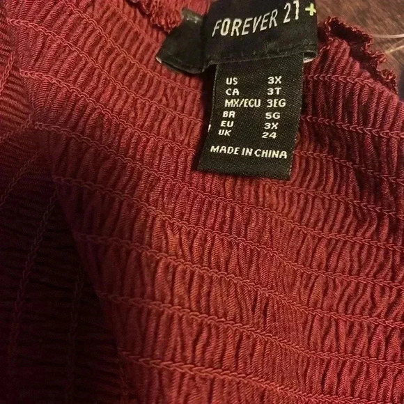 💜 3/25 Forever 21 Plus Size Burgundy Organza Sleeve Top size 3X - Picture 2 of 3